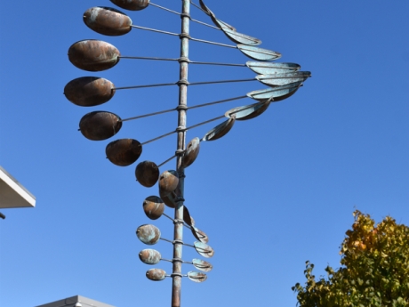 Double helix sculpture